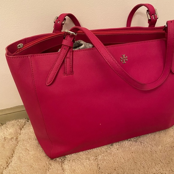 Tory Burch Emerson Large Hot Pink Saffiano Leather Buckle Tote - Picture 2 of 16